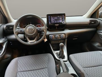 Car image 13