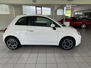 Car image 16