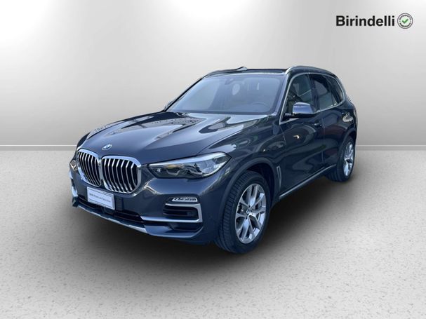 BMW X5 xDrive30d xLine 195 kW image number 1