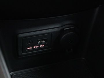 Car image 31