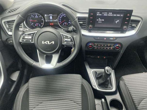 Kia Ceed 1.0 T-GDI 74 kW image number 12