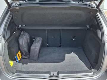 Car image 36