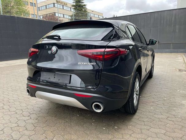 Alfa Romeo Stelvio 2.2 Q4 140 kW image number 6