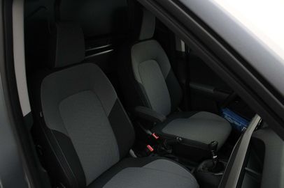 Car image 31