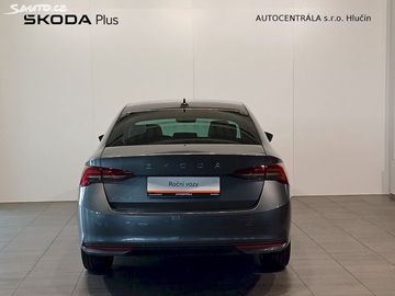 Car image 32