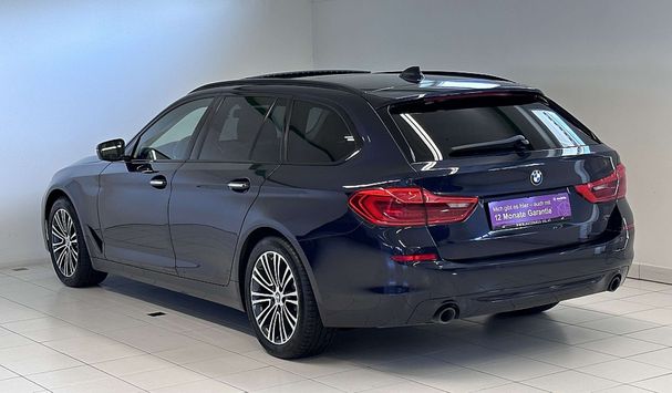 BMW 520d Touring xDrive Sport Line 140 kW image number 9