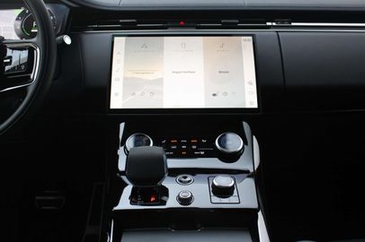 Car image 31