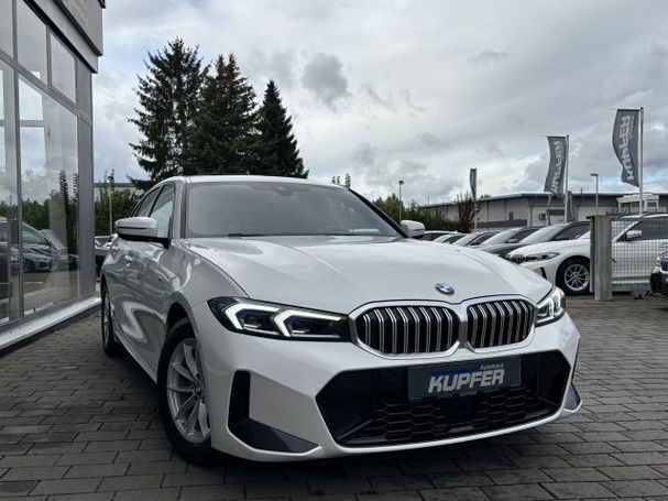 BMW 320i M Sport 135 kW image number 2