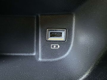 Car image 29