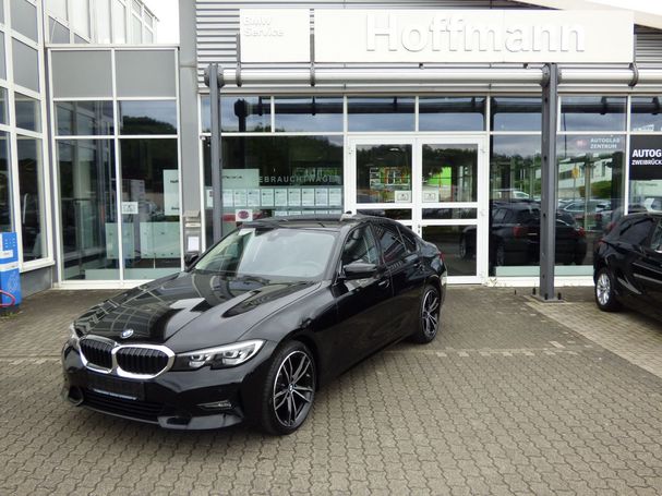 BMW 320d xDrive Sport Line 140 kW image number 2