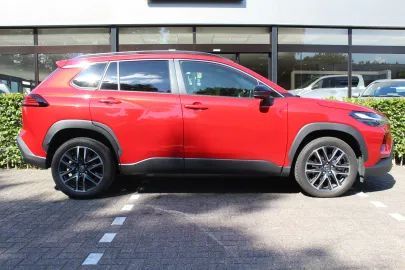 Car image 4