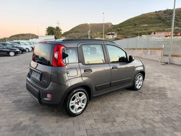 Car image 2