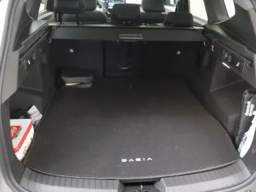 Car image 34