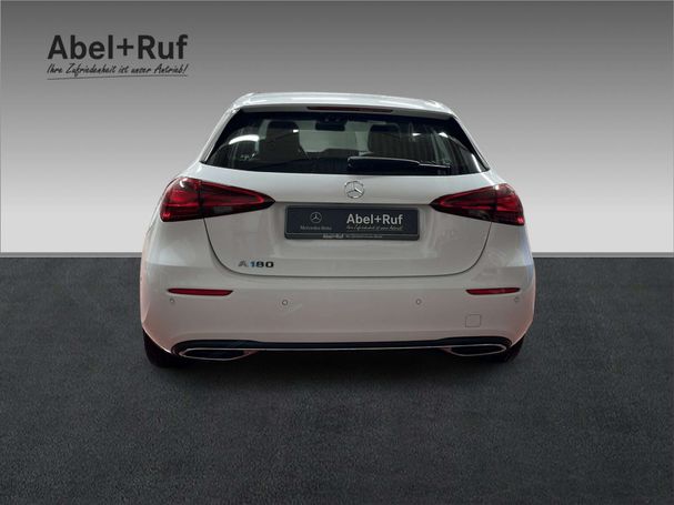 Mercedes-Benz A 180 100 kW image number 4