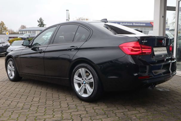 BMW 320i 135 kW image number 4