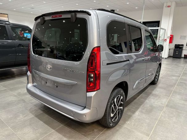 Toyota Proace City 1.5 96 kW image number 2