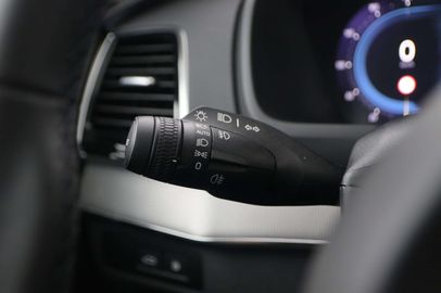 Car image 36