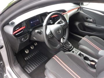 Car image 12