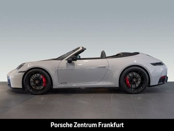 Car image 32