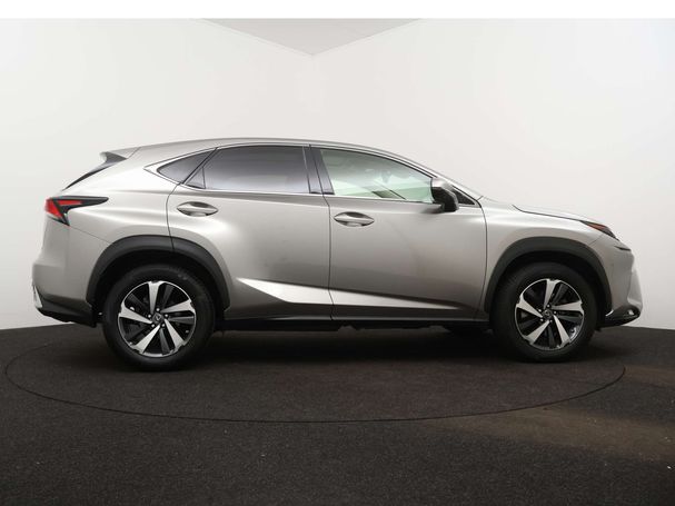 Lexus NX 300 h AWD 145 kW image number 16