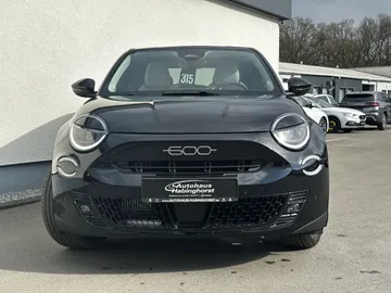 Car image 28