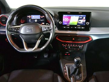 Car image 15