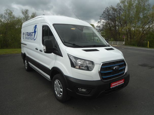 Ford E-Transit L2 Trend 135 kW image number 4