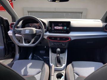 Car image 12