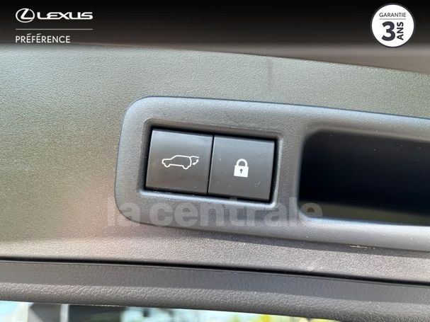 Lexus UX 136 kW image number 18