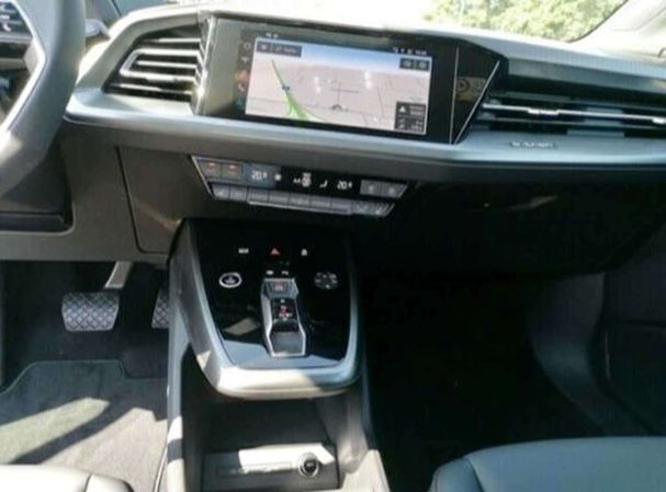 Audi Q4 35 e-tron 55 kWh 125 kW image number 10