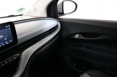 Car image 24