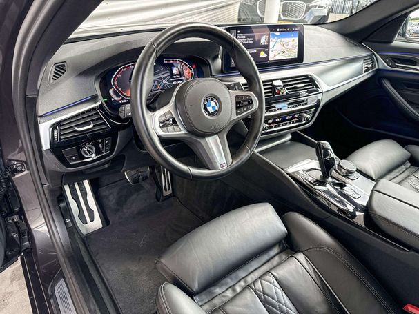 BMW 520i Touring 135 kW image number 46