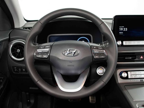 Hyundai Kona EV 150 kW image number 11