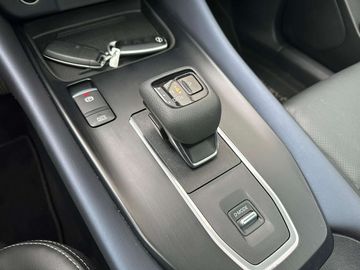 Car image 37