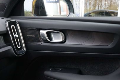 Car image 41