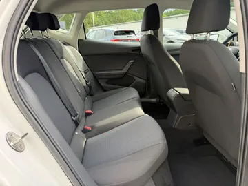 Car image 26