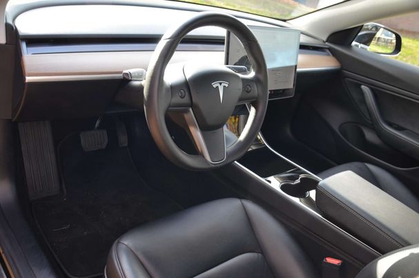 Tesla Model 3 Long Range AWD 258 kW image number 29