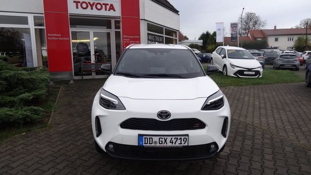 Toyota Yaris Cross 1.5 Hybrid GR SPORT 85 kW image number 3