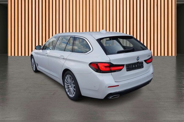 BMW 520d Touring 140 kW image number 9