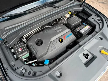 Car image 33