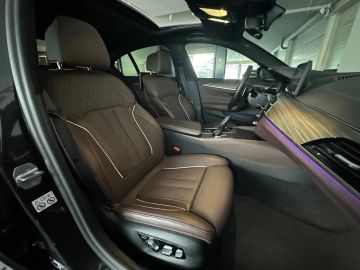 Car image 46