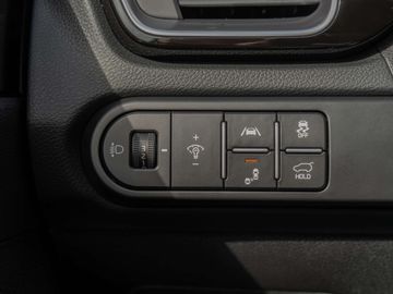 Car image 32