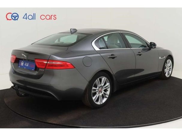 Jaguar XE 132 kW image number 4