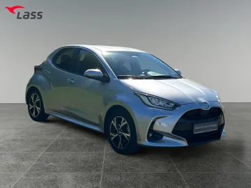 Car image 3