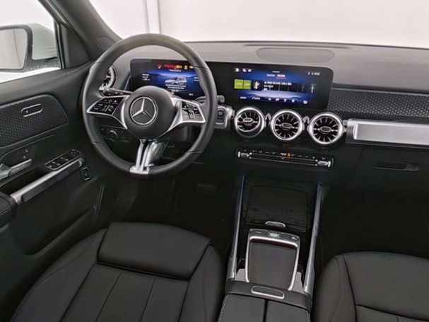 Mercedes-Benz EQB 300 168 kW image number 8