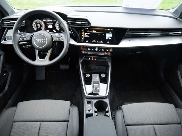 Audi A3 30 TFSI S-line Sportback 81 kW image number 6