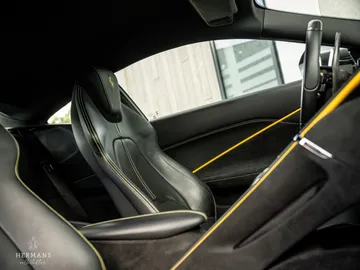 Car image 34