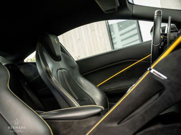 Car image 34