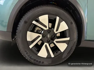 Car image 26