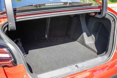 Car image 44
